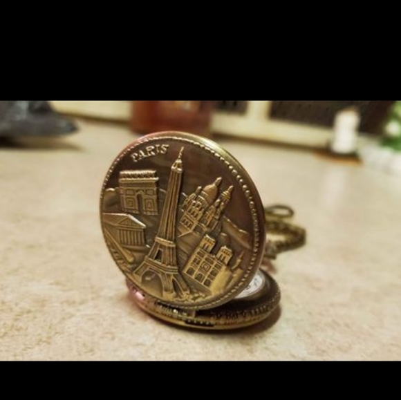 Paris Eiffel Tower pocket watch - Picture 2 of 5